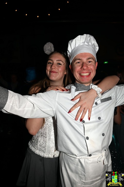 ../Images/Opwarmbal 2026 380.jpg